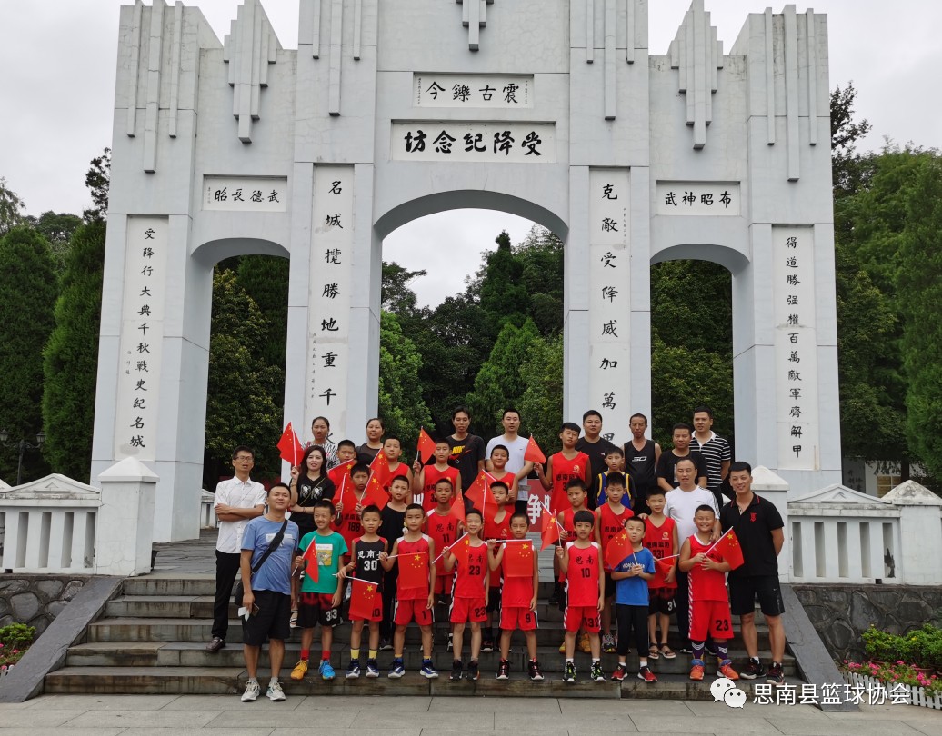 刻苦训练篮球时如何避免受伤的建议_1