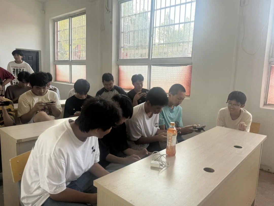 刻苦训练篮球时如何避免受伤的建议_0